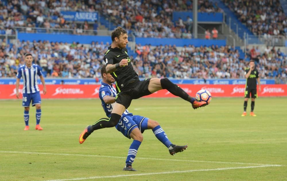 Partido entre el Alavés y el Sporting