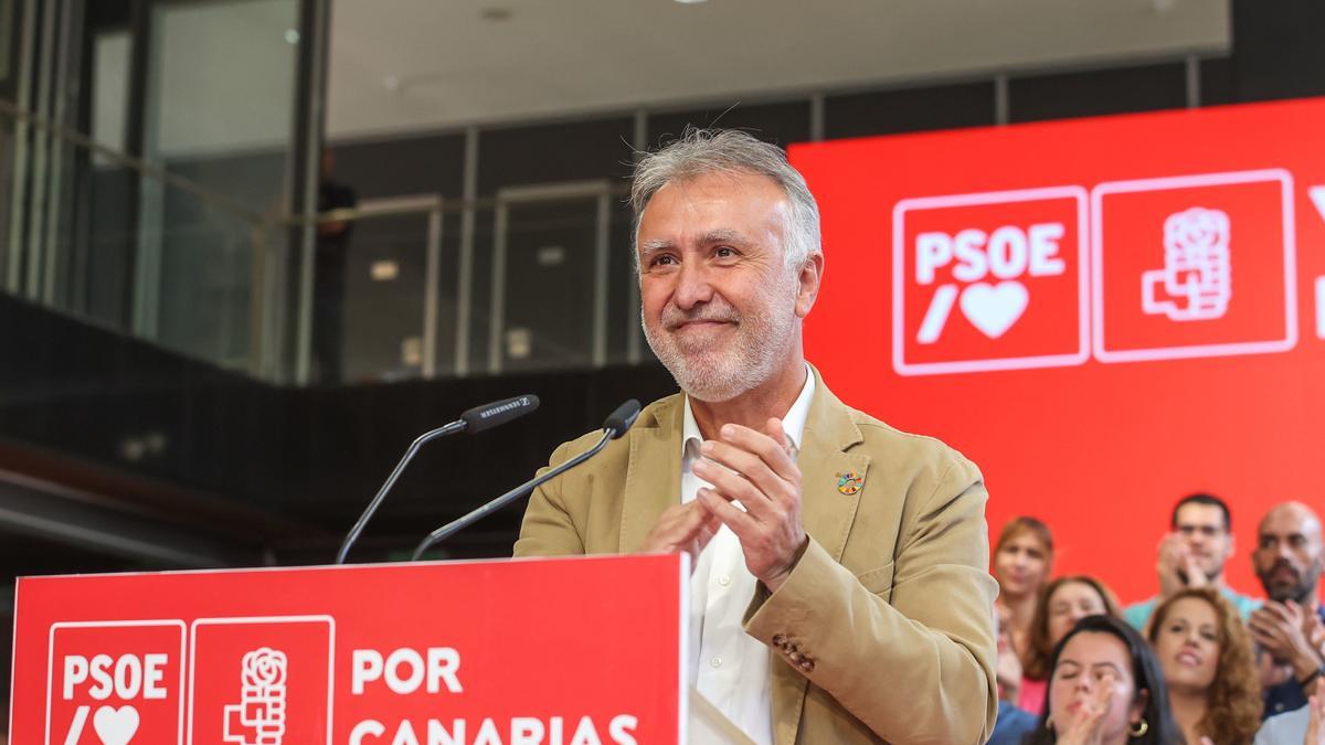 El secretario general del PSOE Canarias, presidente del Gobierno de Canarias y candidato a la reelección, Ángel Víctor Torres.