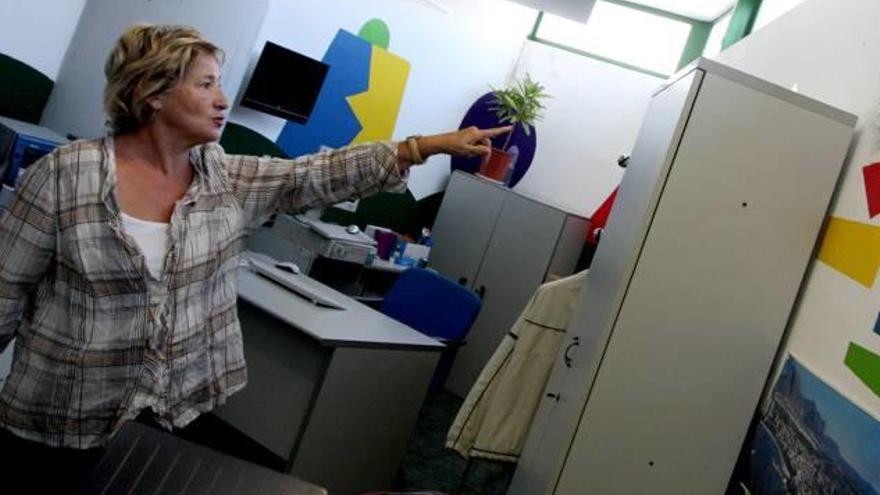 Isabel Martínez, en un centro social de Benidorm, cuando era edil de Bienestar Social.