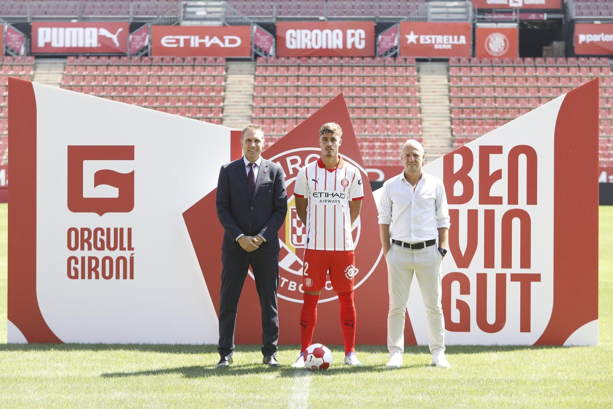 Girona. Estadi de Montilivi. Presentacio Hugo Rincon nou jugador del Girona FC. Delfi Geli. Quique Carcel.