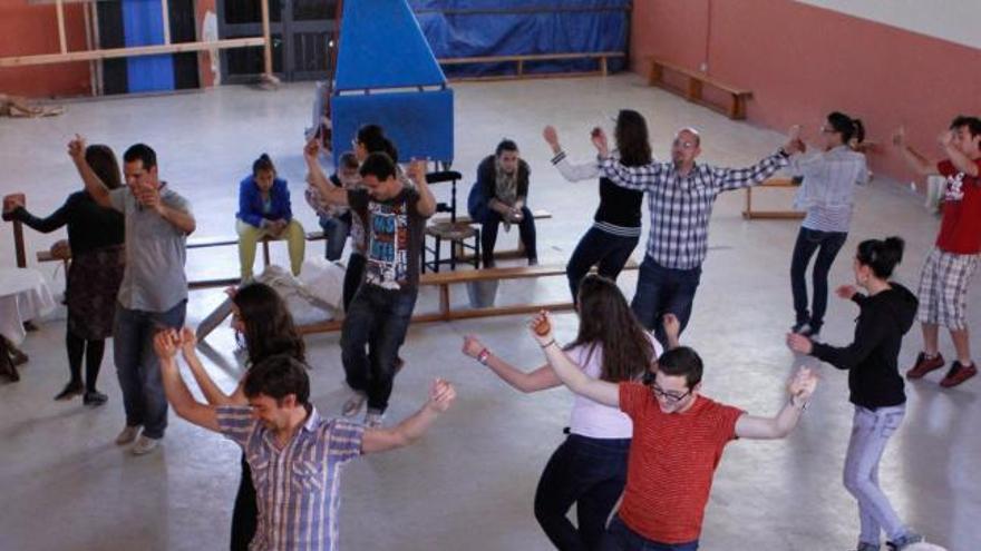 Integrantes del colectivo durante un ensayo.