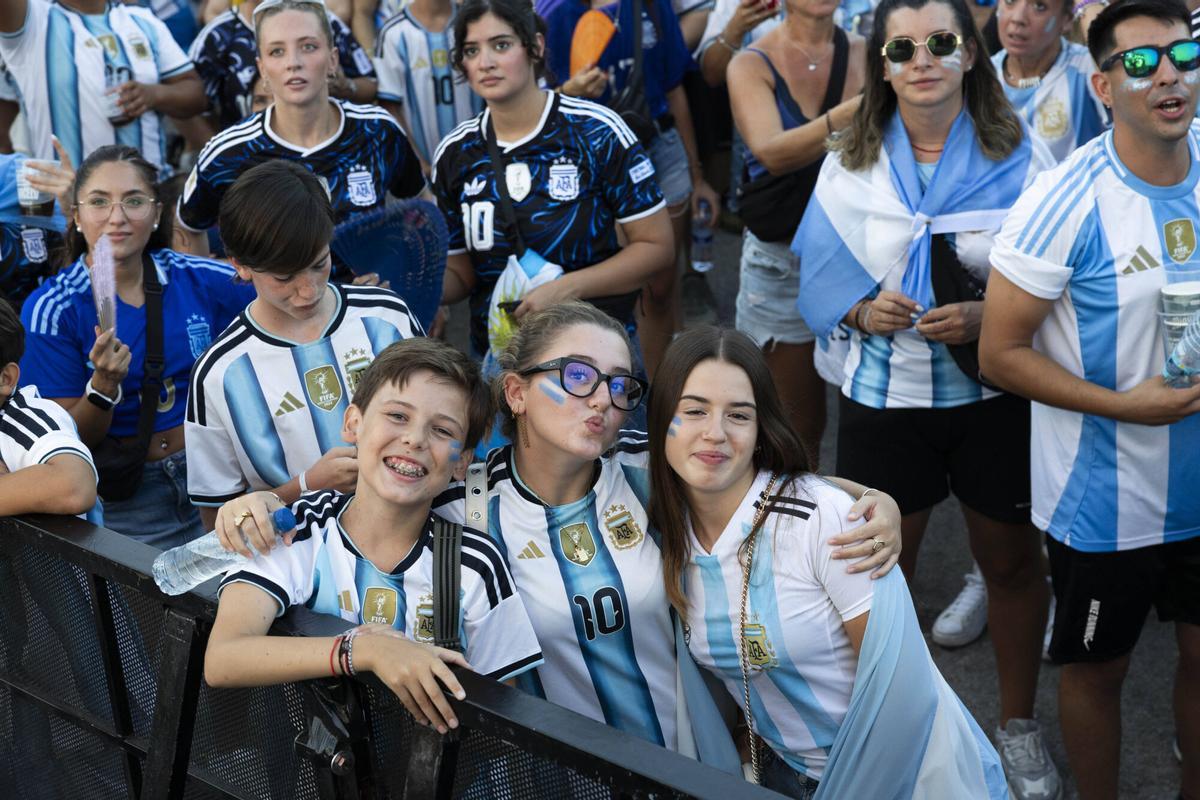 La decepción de los aficionados de Argentina en Son Moix