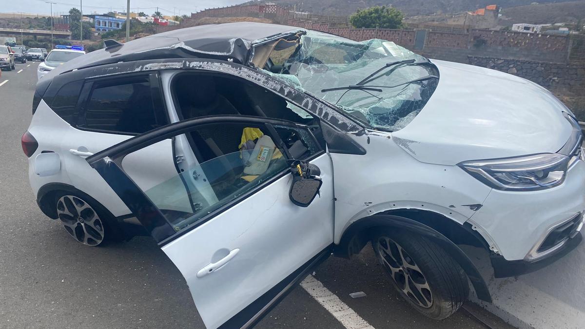 Accidente de tráfico en la GC- 2, a la altura de San Isidro.