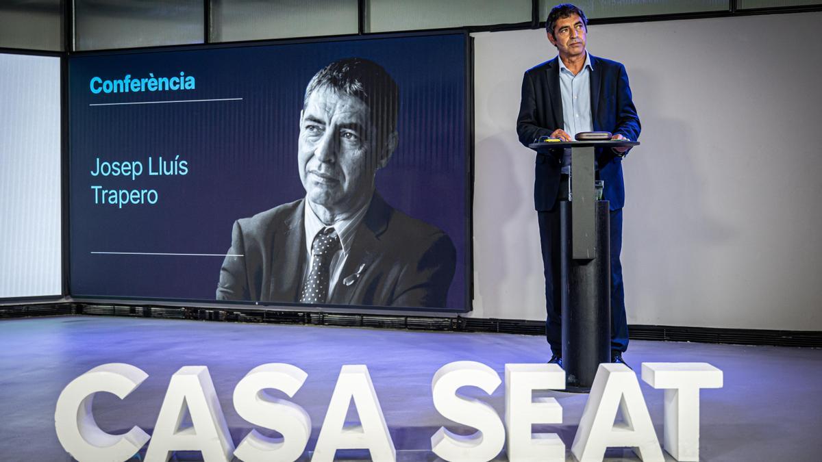 El conferenciante Trapero en Casa Seat