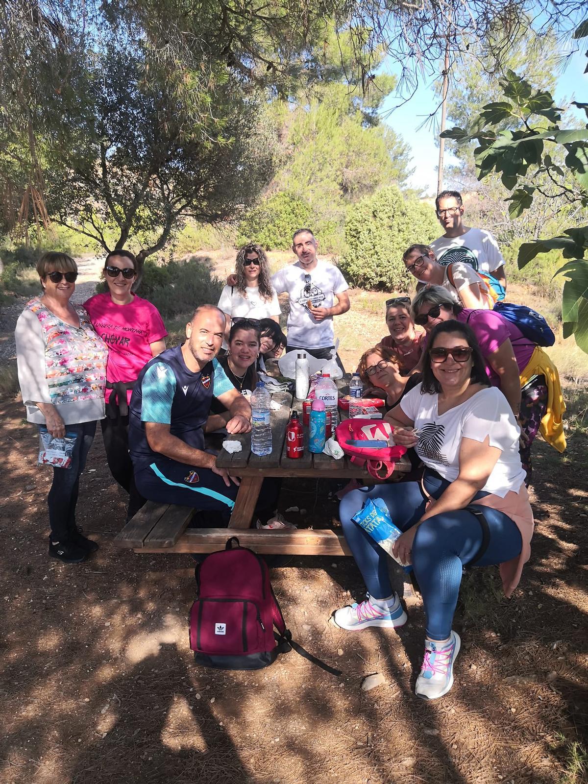 Marcha Solidaria Contra el Cáncer de Mama en Navajas