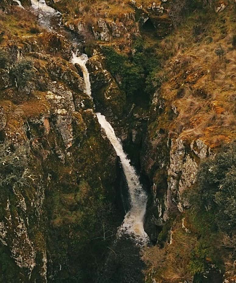 Cascada del arroyo de la Arenosa, en Abelón.