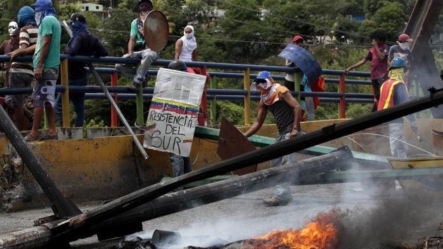 Venezuela vota sumida en la pobreza y la violencia