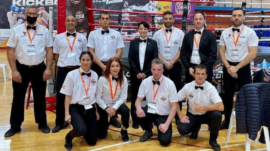 La mallorquina Nati Riera, en el centro, jefa de árbitros de la sección de Ring sport en el Internacional