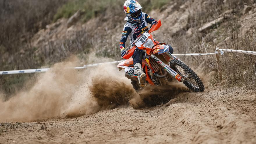 Josep Garcia i Mireia Badia dominen l&#039;estatal d&#039;enduro