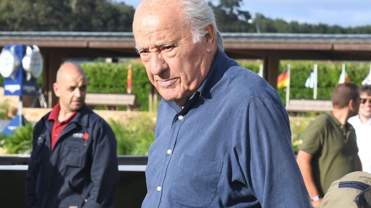 Amancio Ortega, fundador de Inditex, en Casas Novas. // CARLOS PARDELLAS
