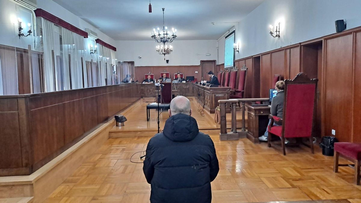 El acusado en la Audiencia Provincial de Badajoz este miércoles.