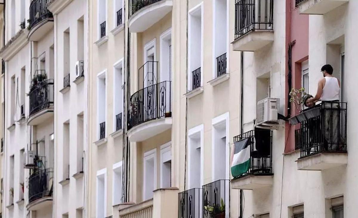 La crisi de l’habitatge dispara els fraus i les estafes immobiliàries