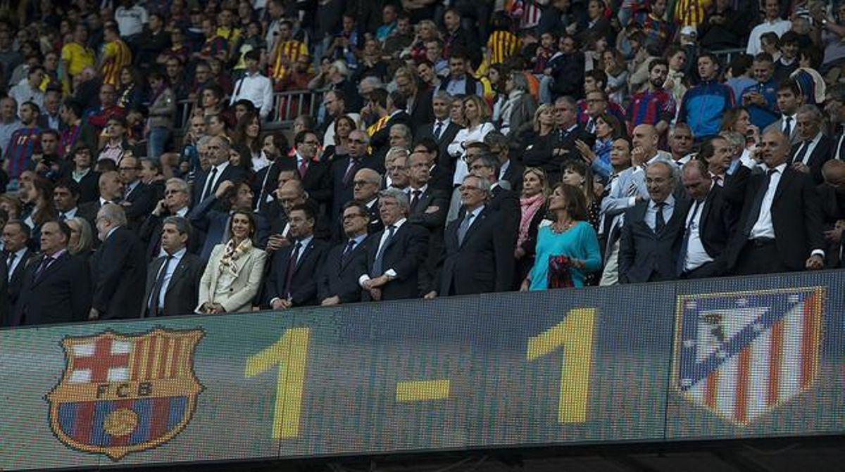 La llotja del Camp Nou, minuts abans de concloure el partit entre el Barça i l’Atlètic. La llotja del Camp Nou, minuts abans de concloure el partit entre el Barça i l’Atlètic.