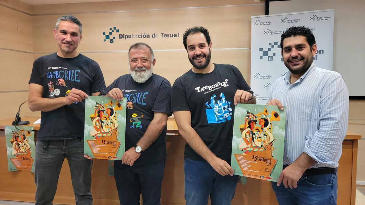 (De izda. a dcha.) Federico Sancho, Herminio Sancho, Jorge Andrés y Diego Piñeiro, este miércoles, durante la presentación de la 13ª edición de Tamborile en la Diputación Provincial de Teruel.