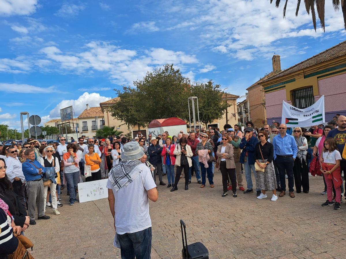 Un momento de la concentración en Córdoba en solidaridad con el pueblo palestino.
