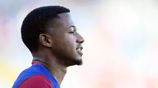 Ansu Fati sigue cerrando la puerta a una salida del Barça