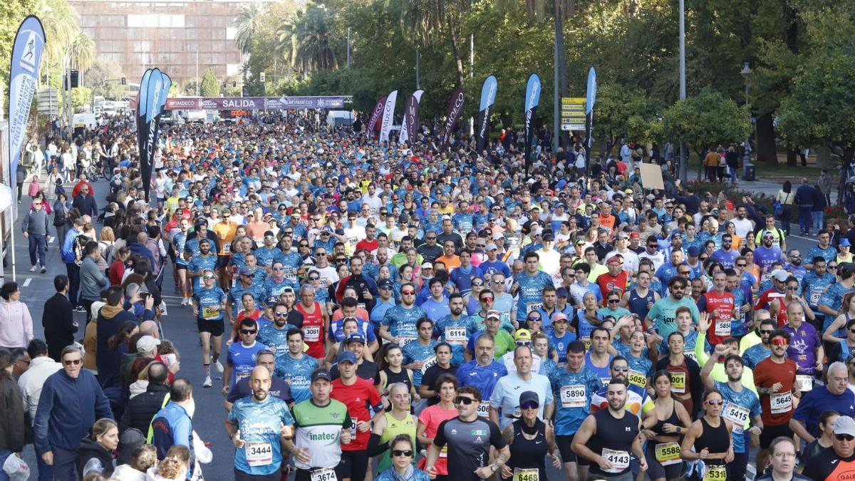 La Media Maratón de Córdoba 2024, el espectáculo del atletismo popular en imágenes