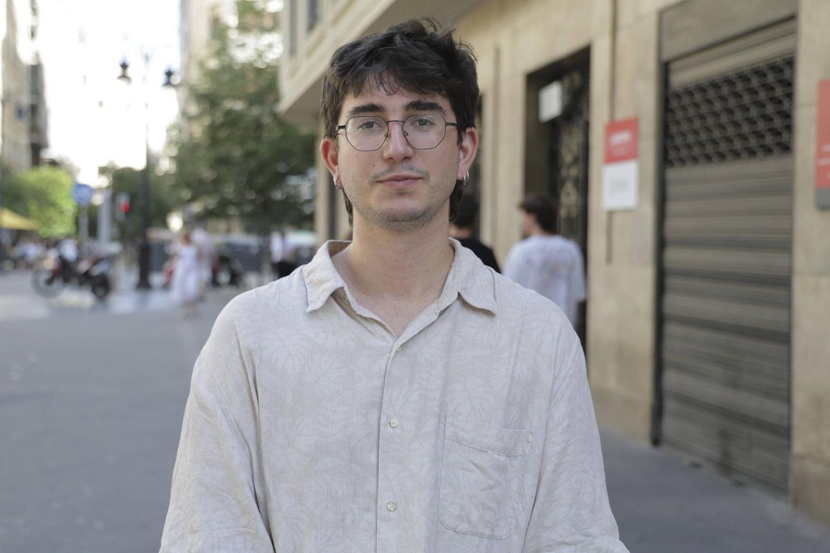 Sergio Aires (21 años) vive ahora en casa de una amiga después de que su piso se haya convertido en un Airbnb