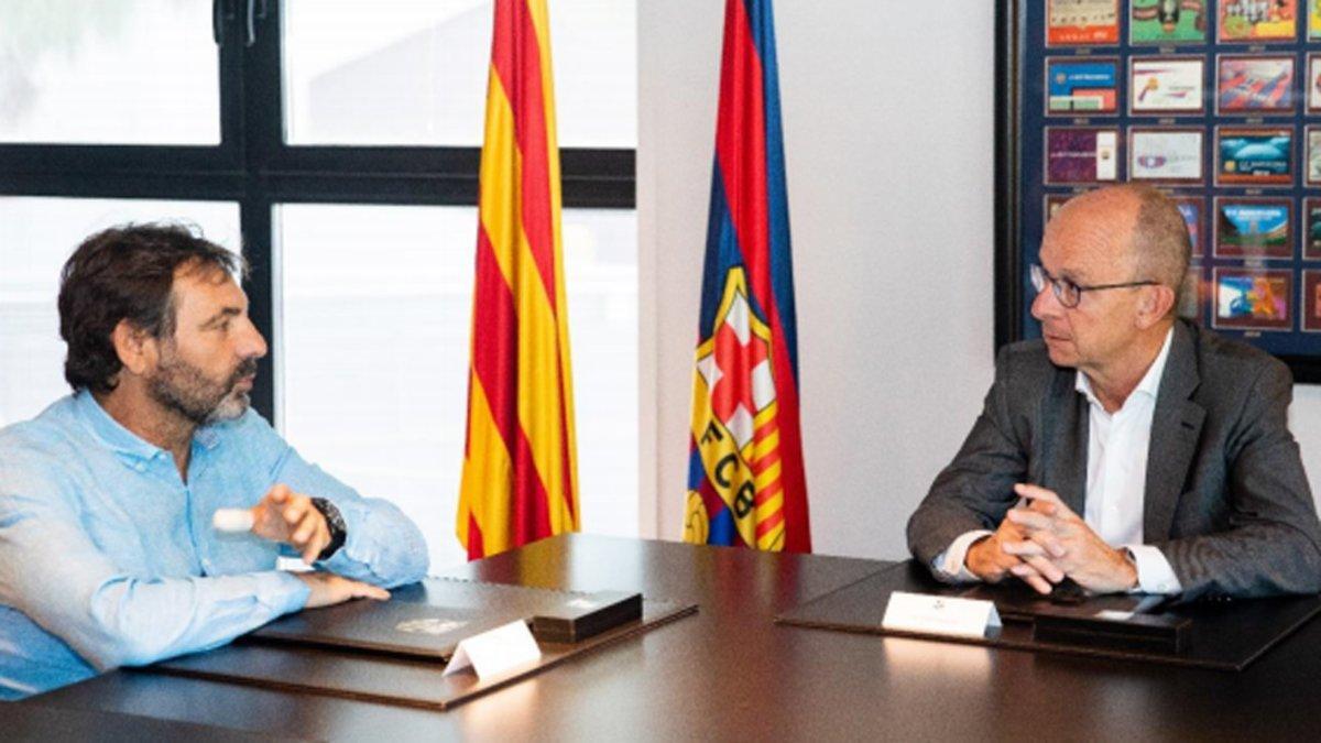Oscar Camps y Jordi Cardone prorrogaron el acuerdo entre Open Arms y la Fundación del Barça