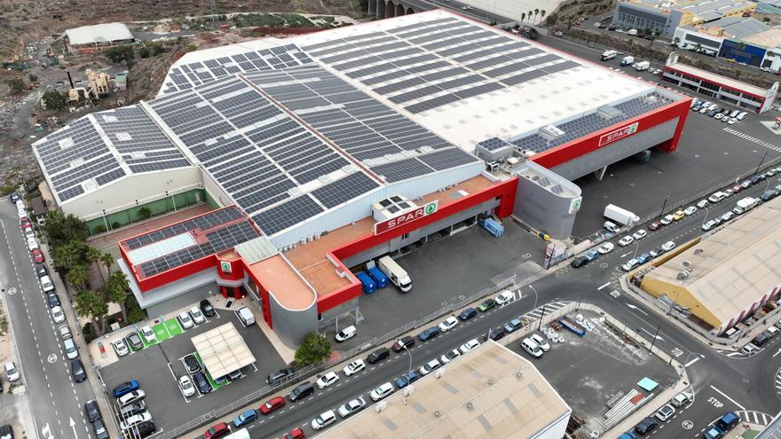 Spar Gran Canaria amplía su parque generador de energía solar