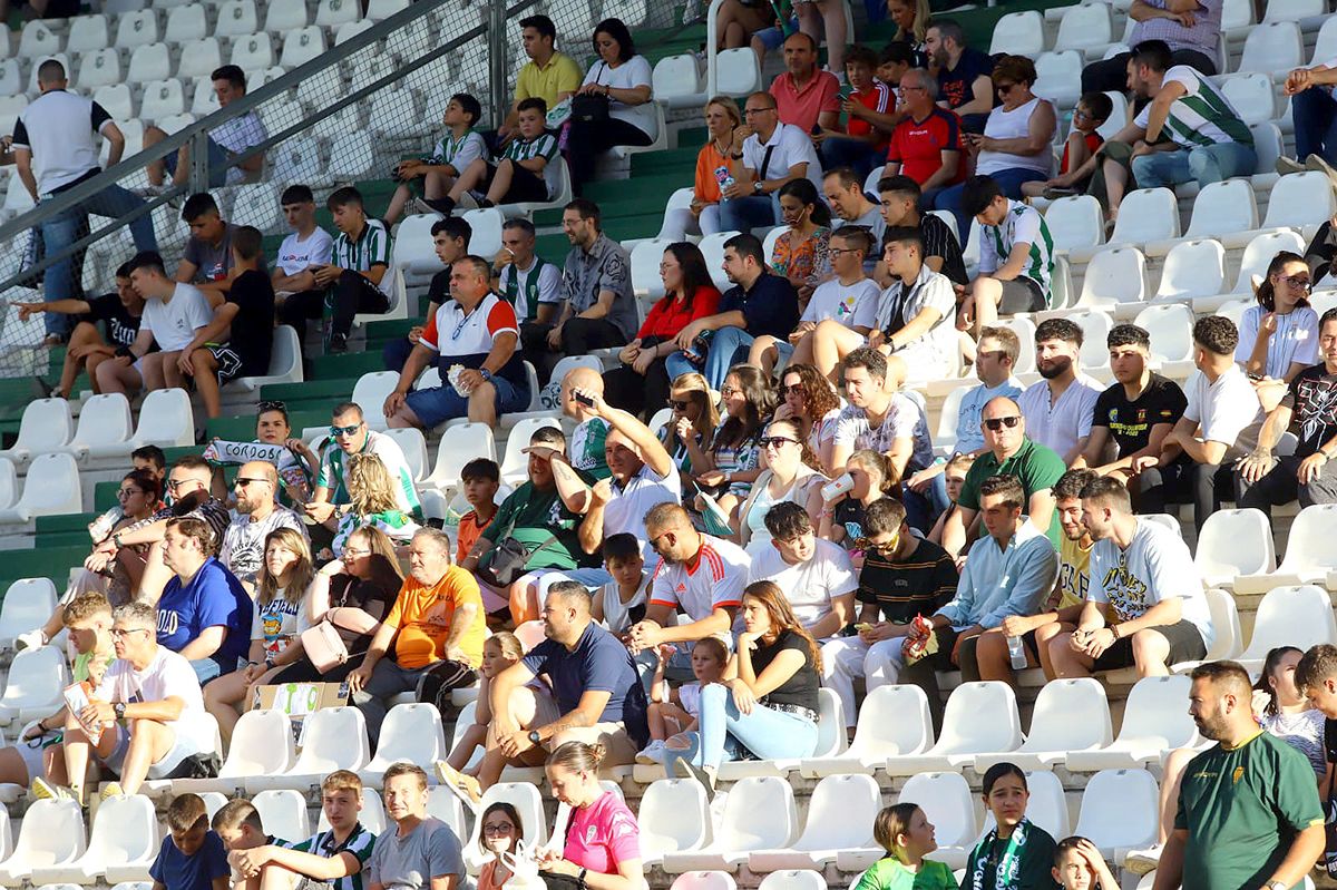 Las imágenes de la afición en el Córdoba CF - Deportivo