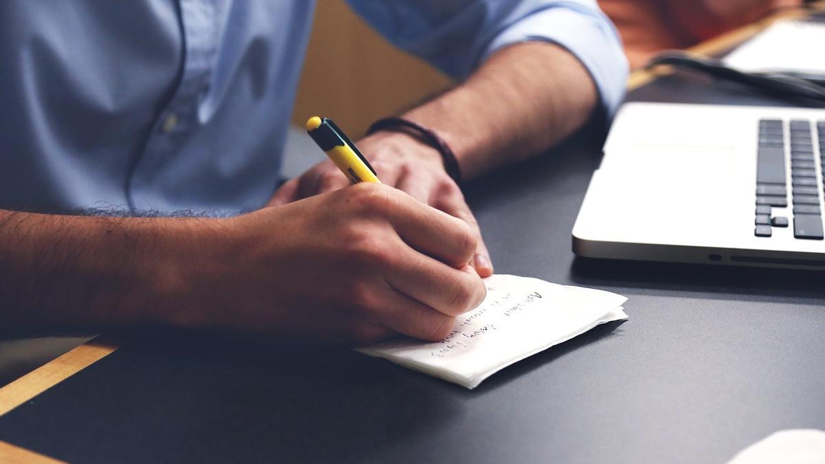 Conoce estos consejos para evitar que te engañen en el trabajo