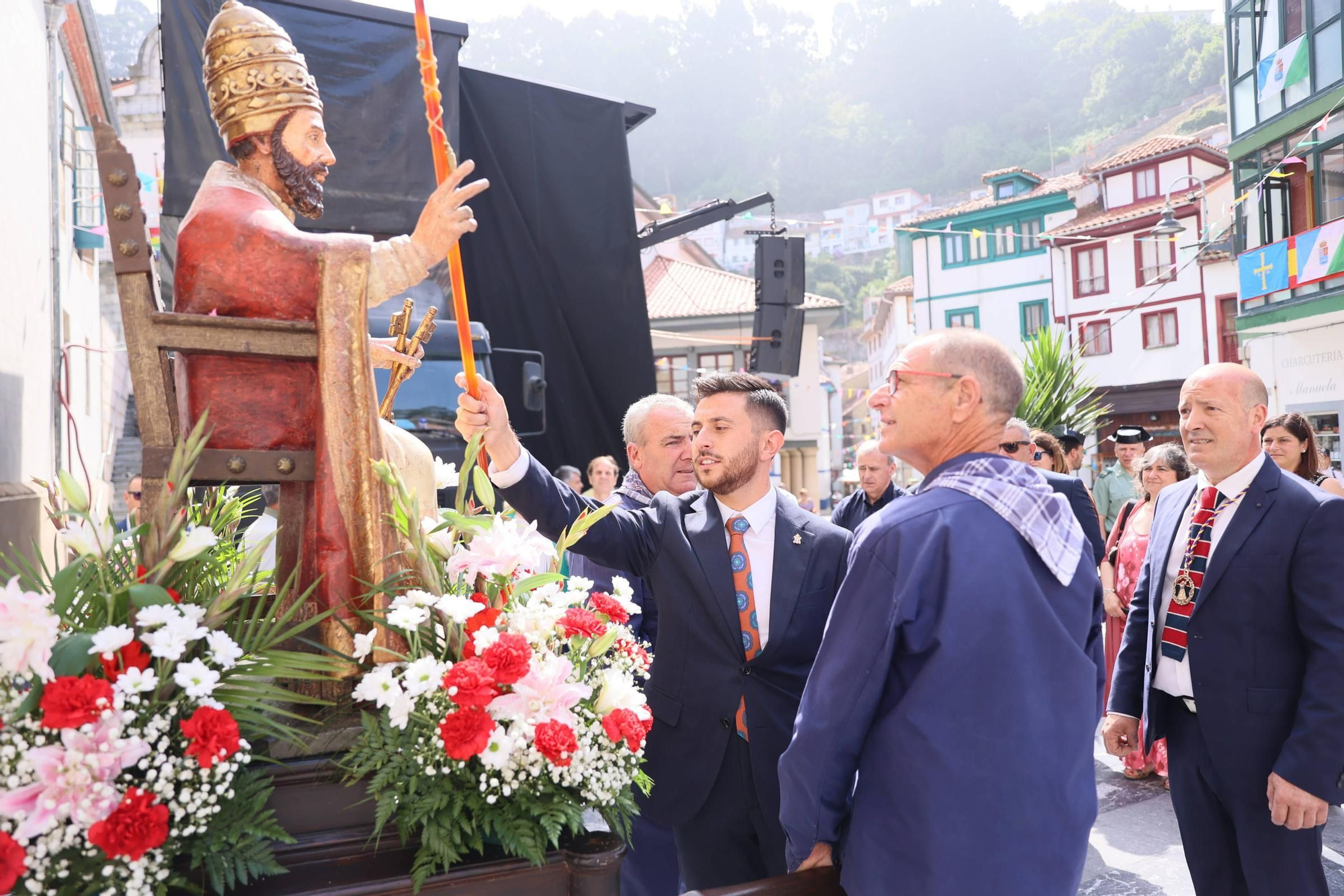 EN IMÁGENES: así fue el día de L'Amuravela en Cudillero