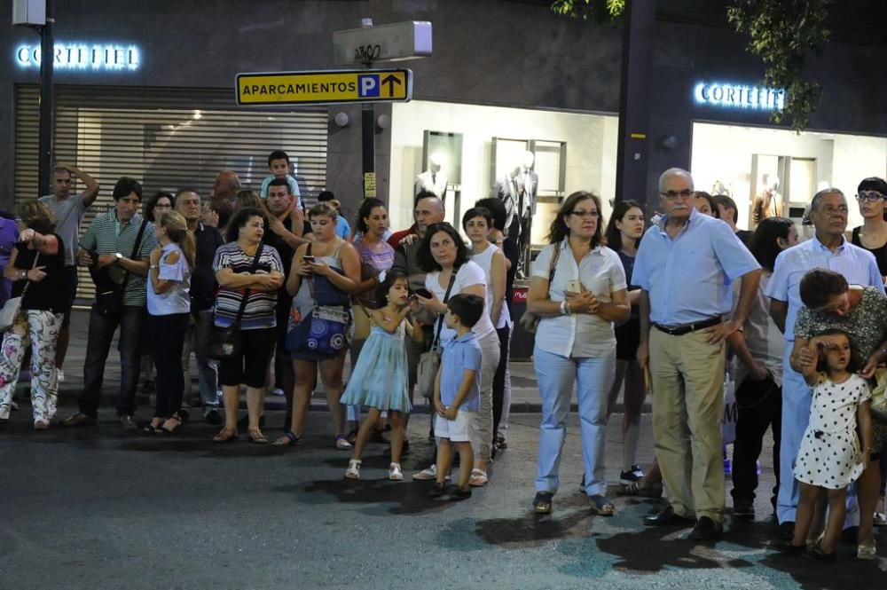 Desfile de Moros y Cristianos por las calles de Mu