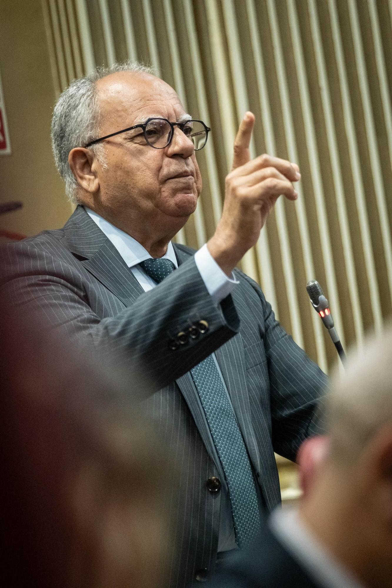 Pleno del Parlamento de Canarias (12.12.09)