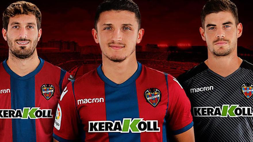 Bardhi, Campaña y Raúl, con la camiseta patrocinada por Kerakoll.