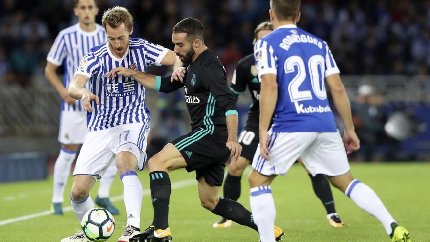 El Madrid se rehace ante la Real en Anoeta y recobra el pulso en la Liga