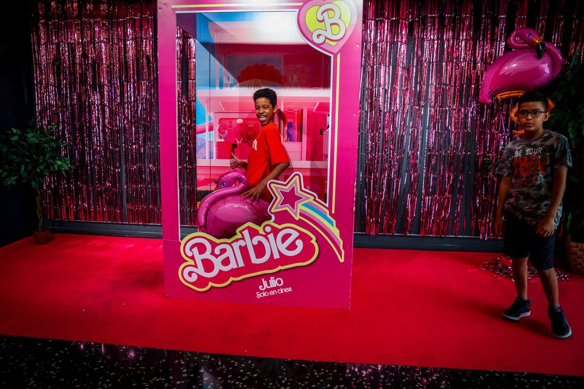 Estreno de Barbie: el público se viste de rosa