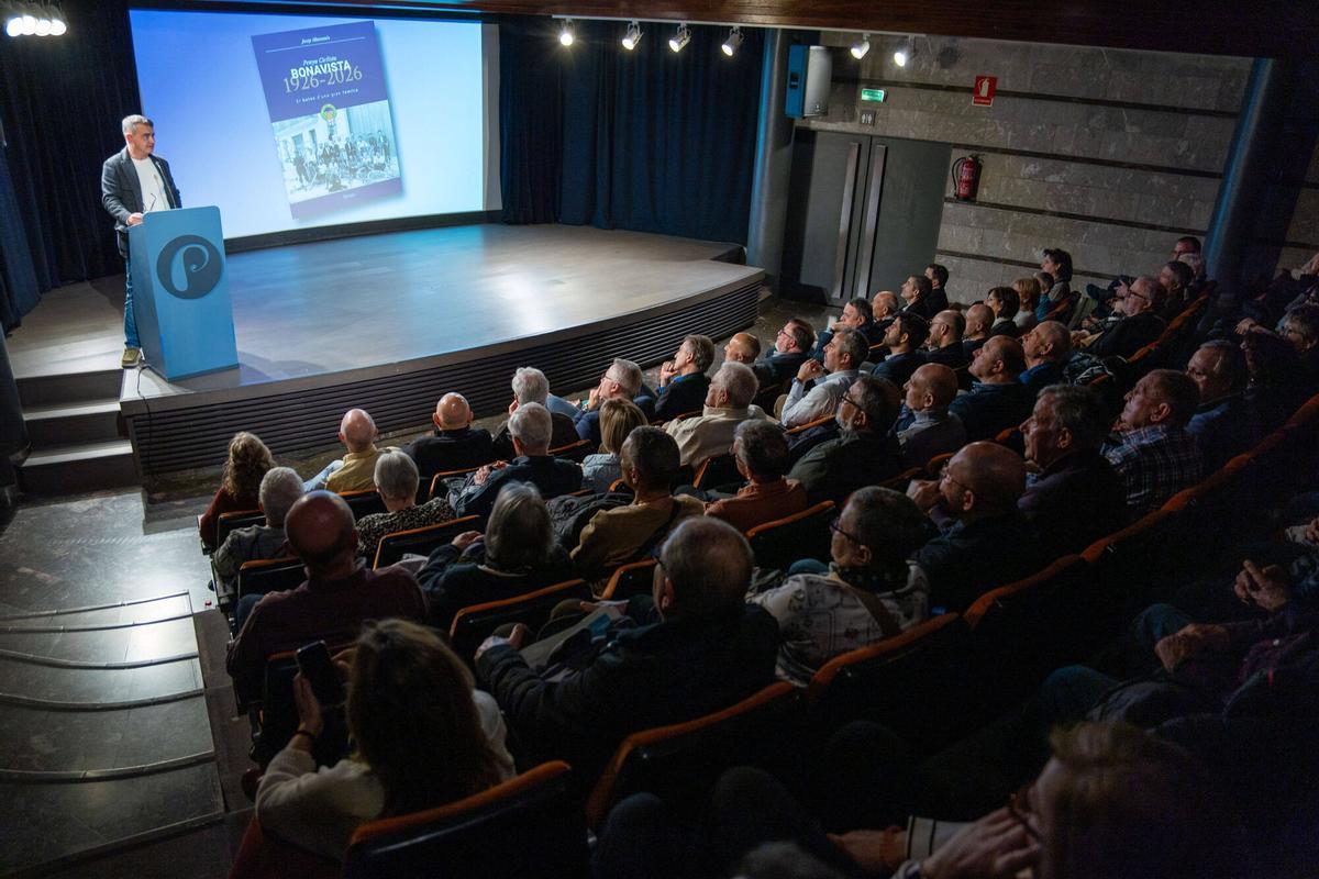Totes les fotos de la presentació del llibre del centenari de la Penya Ciclista Bonavista