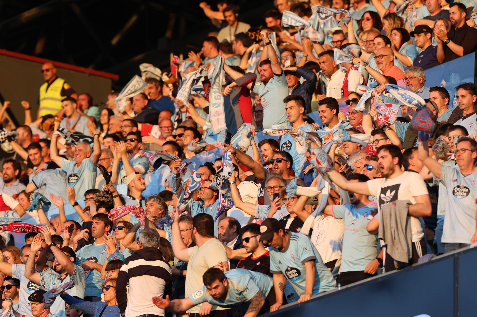 Lágrimas de felicidad en Balaídos: otro final de temporada agónico del Celta