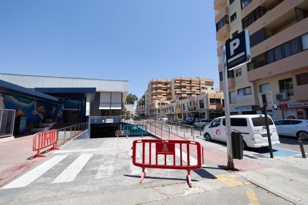 Las imágenes del parking de Mercat Nou cerrado
