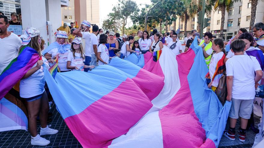 Manifestación de Gamá por el del Orgullo LGTBI