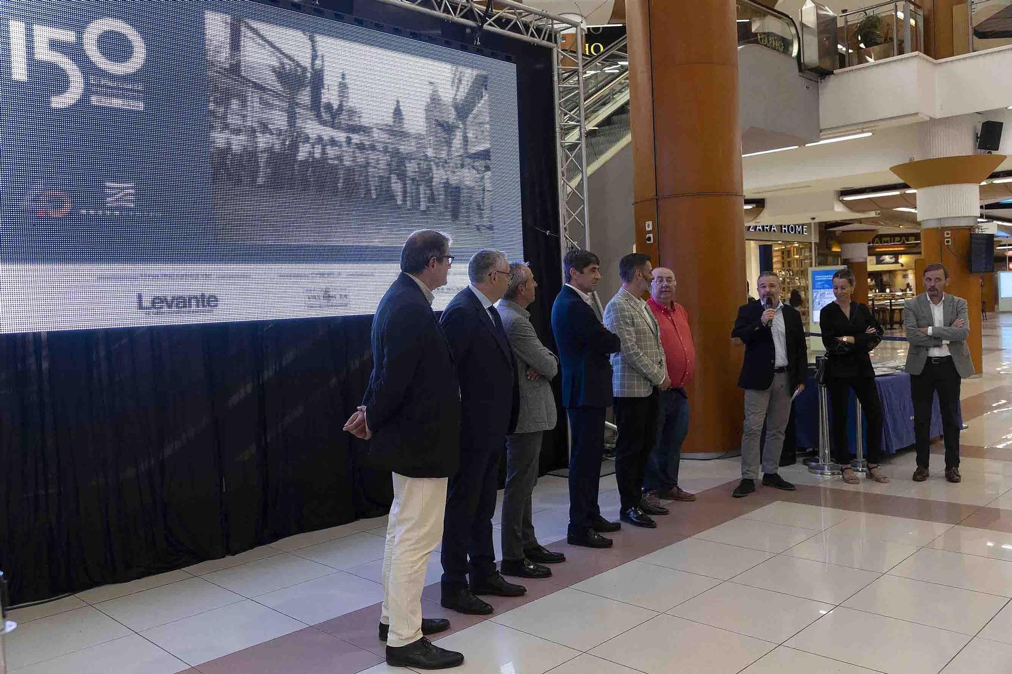 Inauguración de la exposición del 150 aniversario de Levante Emv