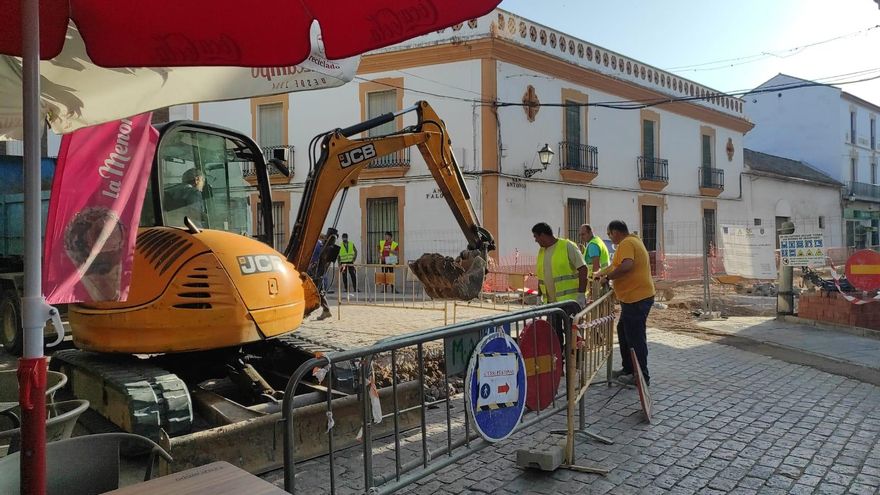 El Ayuntamiento de Bujalance reforma dos de las calles principales del casco histórico