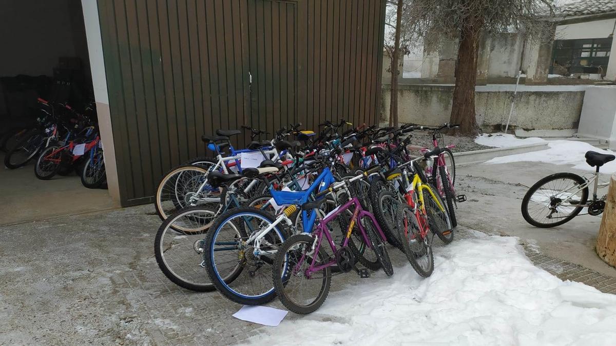 Bicicletas donadas a familias necesitadas