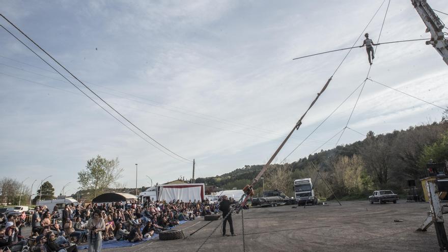 El festival de circ Kontrast incrementa l&#039;oferta i programa més de 30 espectacles en dues setmanes