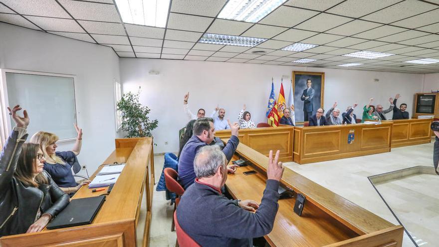 Un juez anula el pleno que aprobó el presupuesto municipal de Torrevieja 2018