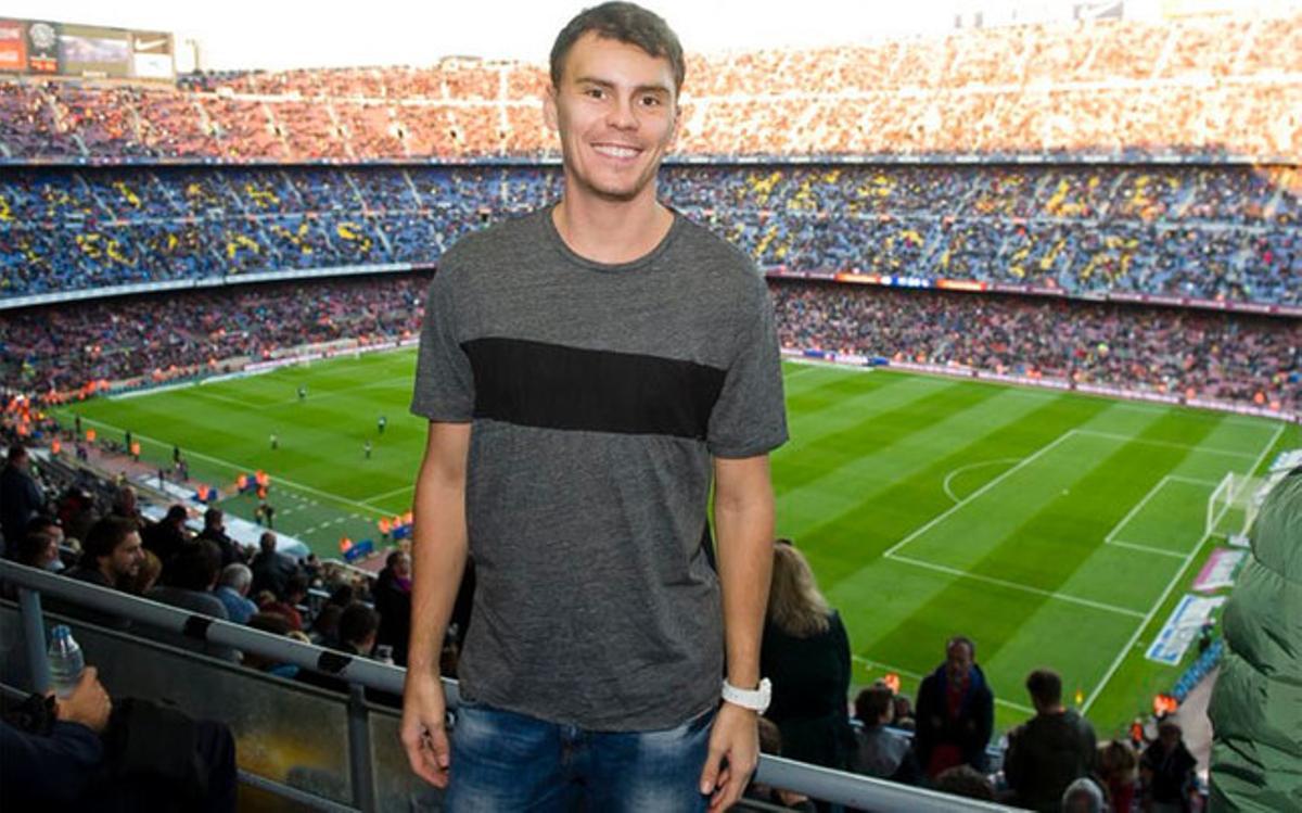 Kyle Kuric, en las gradas del Camp Nou