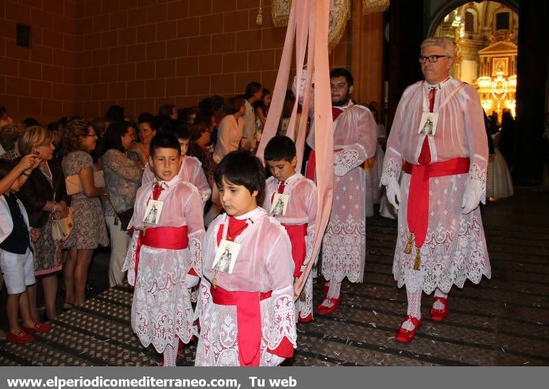 GALERIA FOTOS: Procesión de las Rosarieras en Vila-real