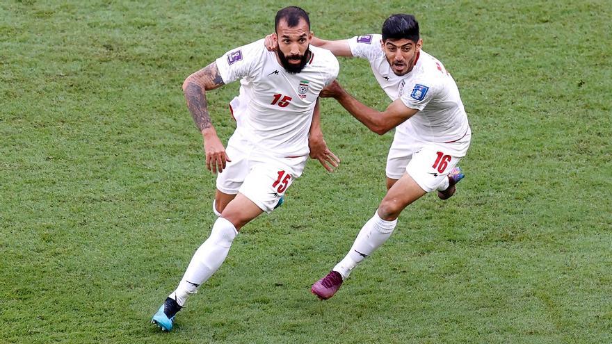 Gales | Irán | El gol de Cheshmi
