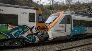 Al menos 150 pasajeros heridos al chocar dos trenes en Barcelona