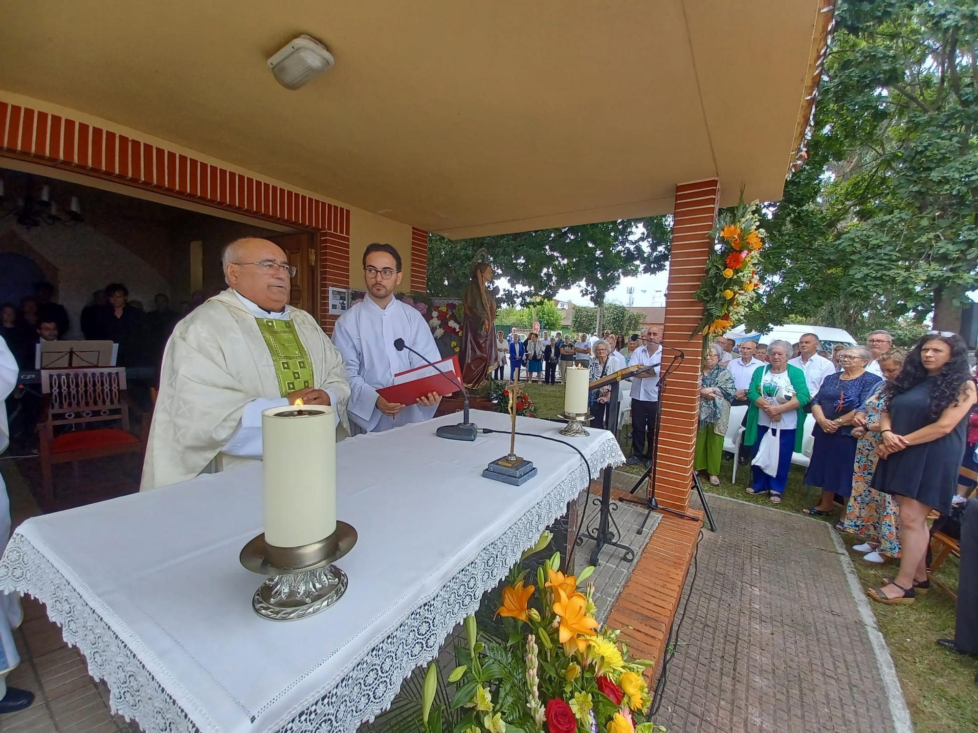 En imágenes: El Carbayu acude fiel a su encuentro con Nuestra Señora del Buen Suceso