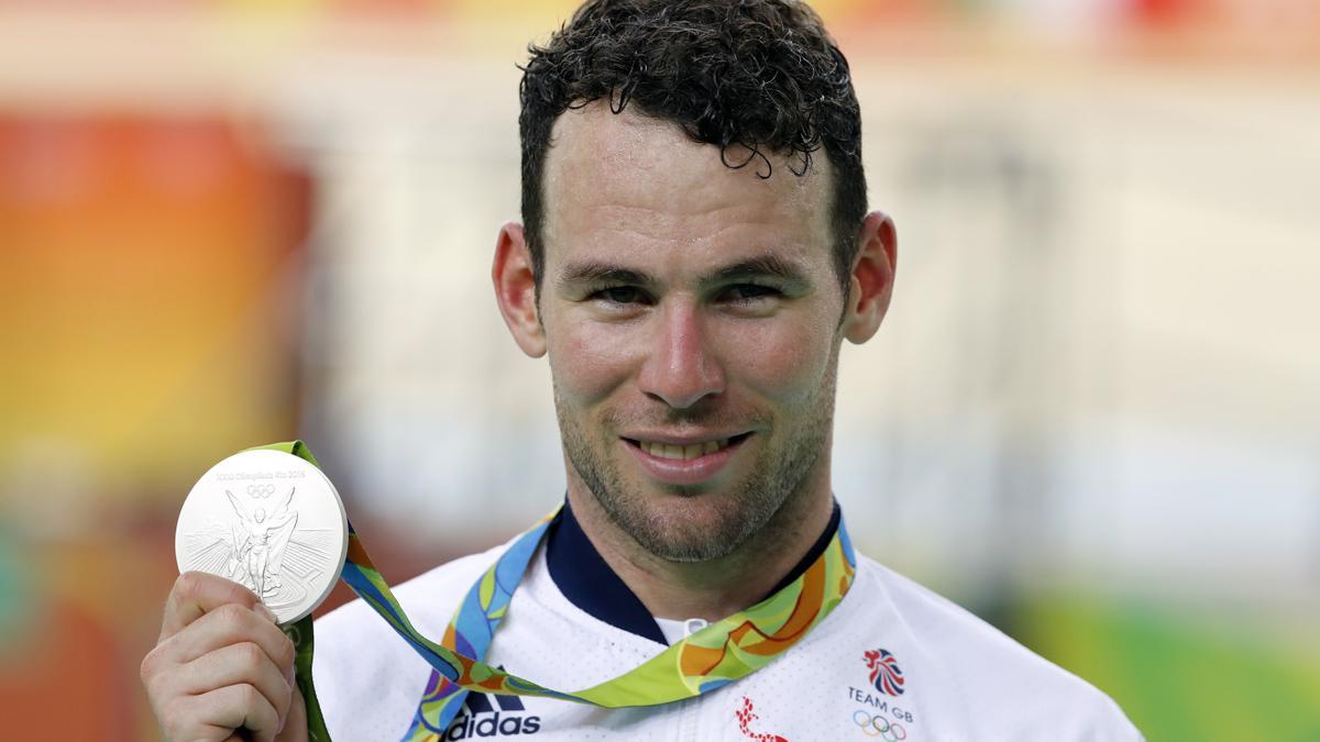 Mark Cavendish announces retirement for end of season