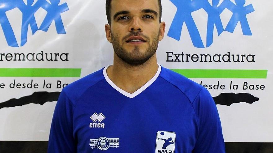 El colocador Rodrigo González vuelve para jugar con el Cáceres Patrimonio
