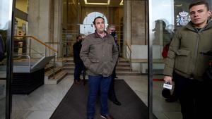 Els transportistes ‘rebels’ mantenen les aturades: «Ens costa més diners sortir a treballar»