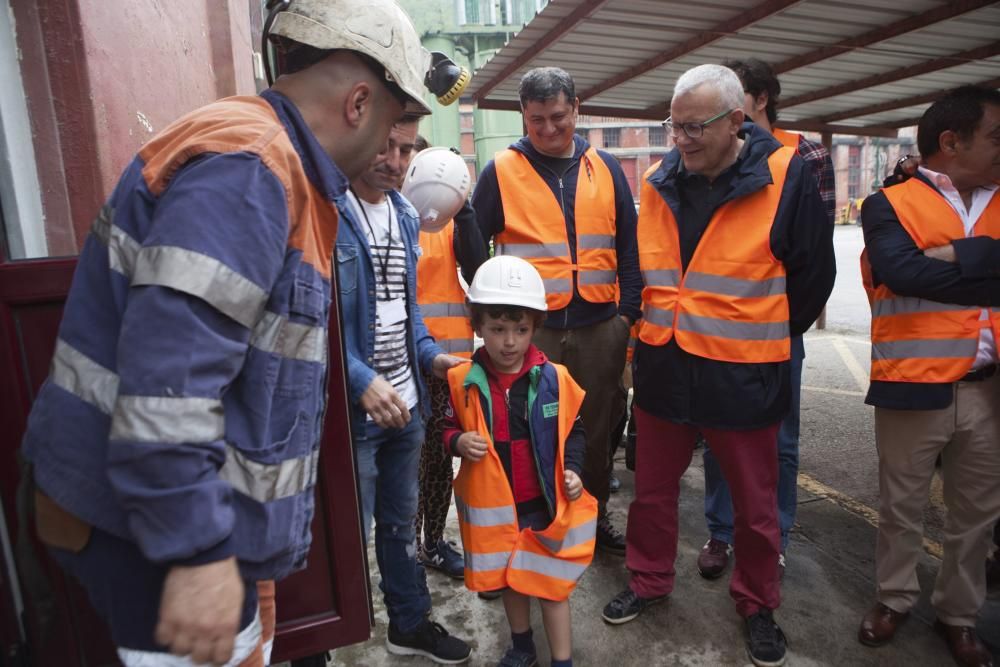 Inauguración de la feria de turismo minero en el pozo Sotón de Hunosa